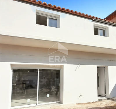 Maison - 180 m² - 5 pièces