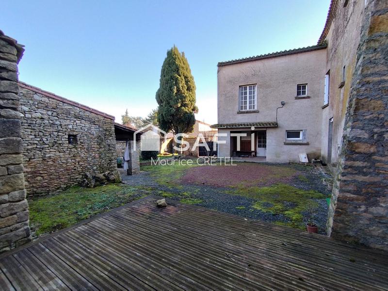 Maison - 198 m² - 9 pièces