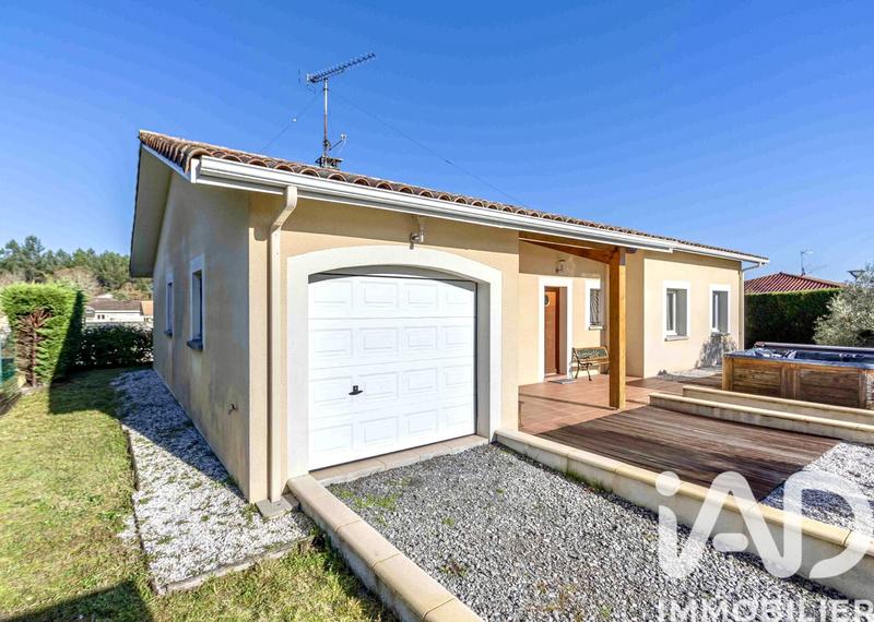 Maison - 104 m² - 5 pièces