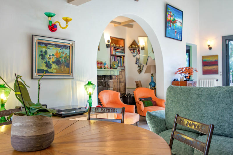 Villa - 200 m² - 6 pièces