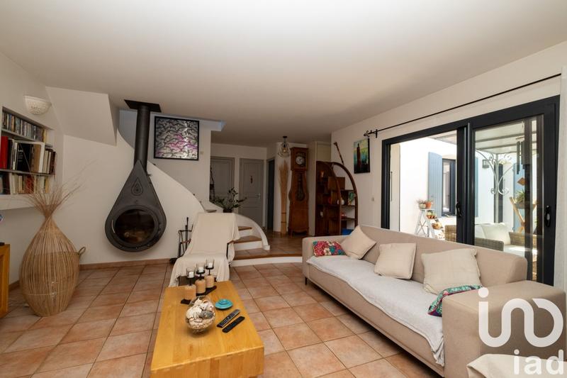 Maison - 174 m² - 9 pièces