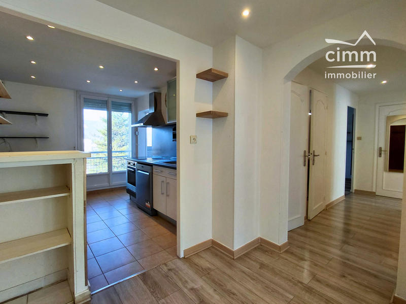 Appartement - 76 m² - 4 pièces