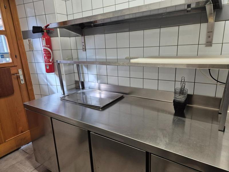 Local d'activité / Entrepôt - 180 m²