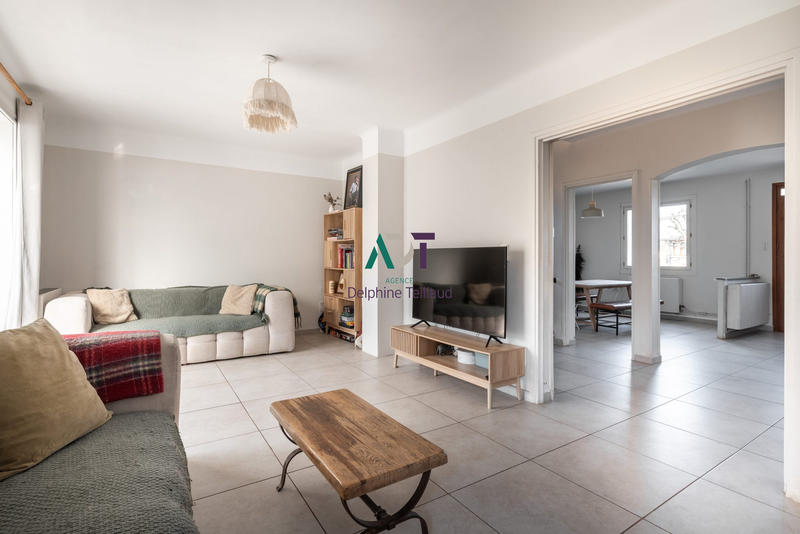 Maison ancienne - 195 m² - 8 pièces