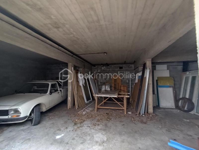 Maison traditionnelle - 130 m² - 8 pièces