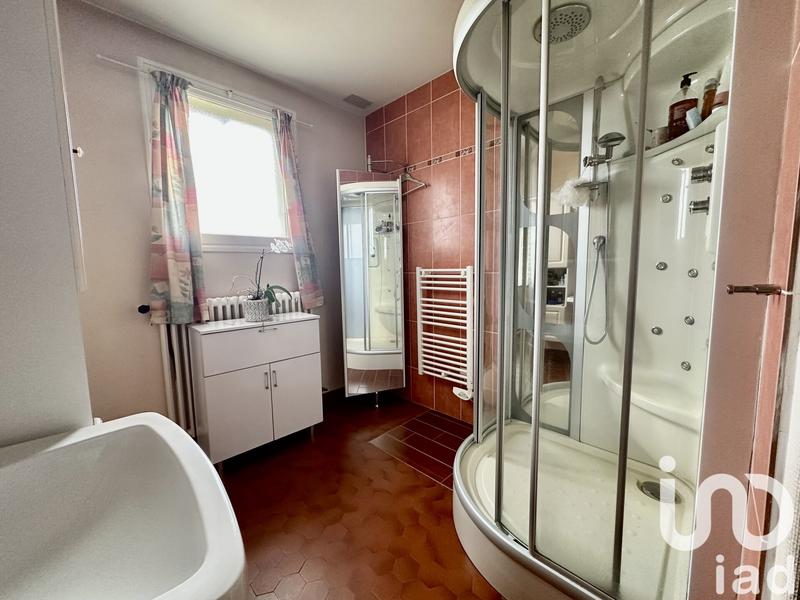 Maison - 95 m² - 4 pièces