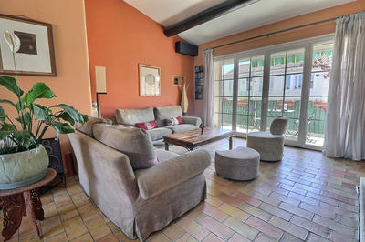 Appartement - 146 m² - 4 pièces