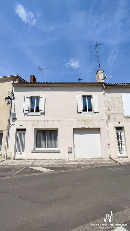 Maison - 122 m² - 7 pièces