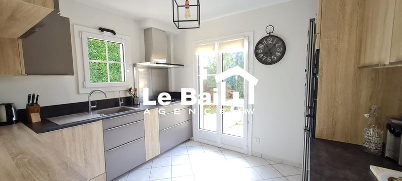 Maison - 115 m² - 6 pièces