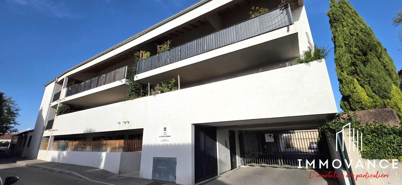 Appartement - 75 m² - 3 pièces