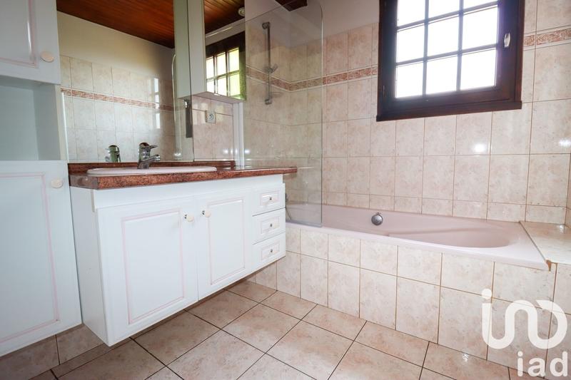 Maison - 143 m² - 6 pièces