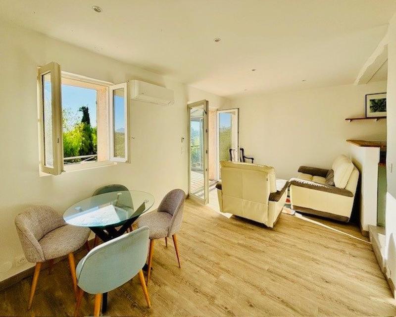 Appartement - 45 m² - 3 pièces