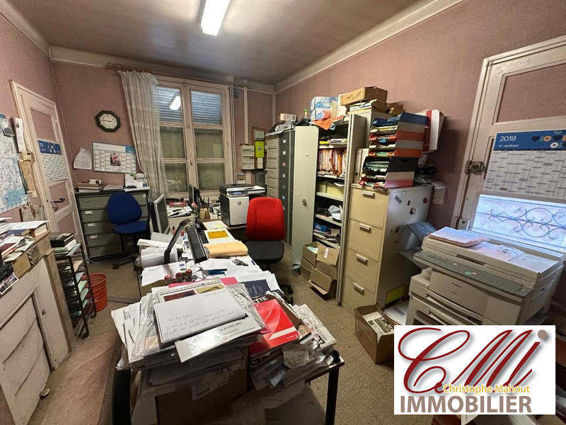 Immeuble - 1 735 m²