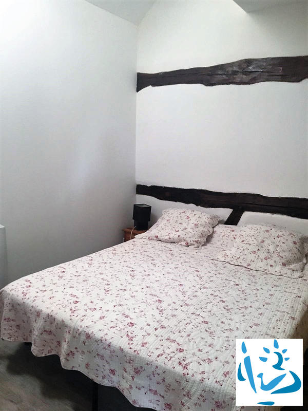 Maison - 236 m² - 9 pièces