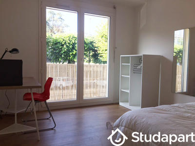 Chambre - 12 m² - 1 pièce