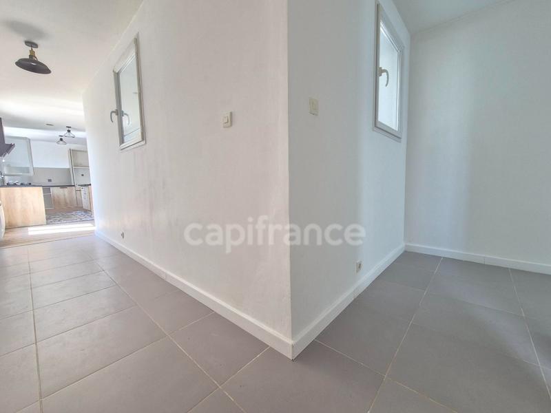 Maison - 92 m² - 4 pièces