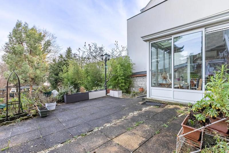 Maison - 171 m² - 10 pièces