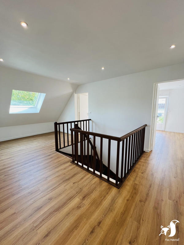 Maison - 137 m² - 6 pièces