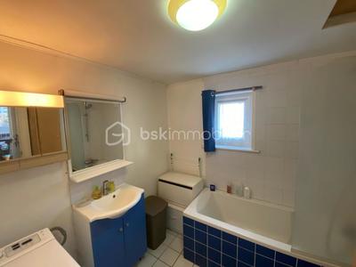 Maison - 85 m² - 5 pièces