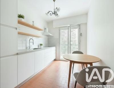 Appartement - 60 m² - 2 pièces