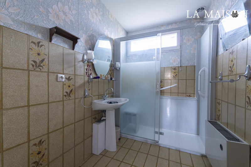 Maison - 101 m² - 5 pièces