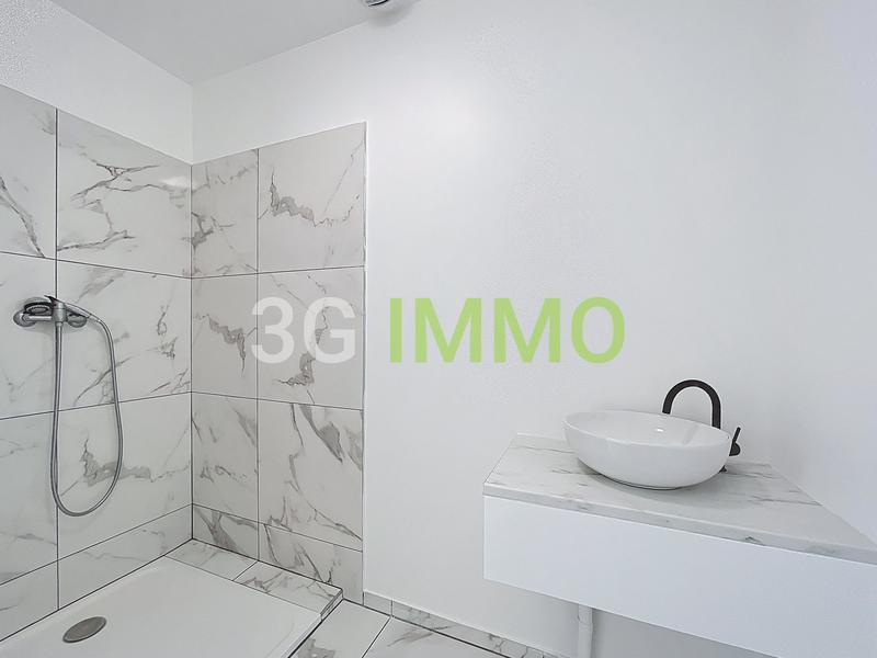 Maison contemporaine - 220 m² - 7 pièces