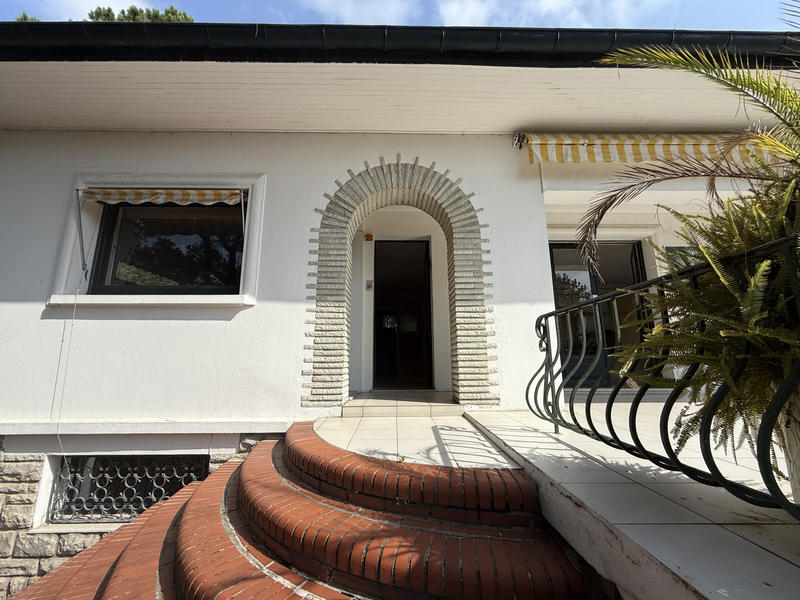 Maison - 160 m² - 6 pièces