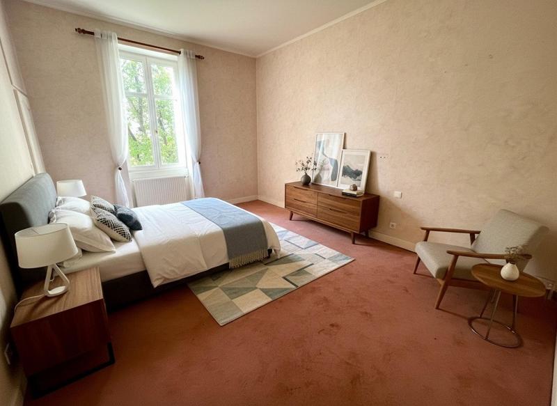 Maison - 284 m² - 8 pièces