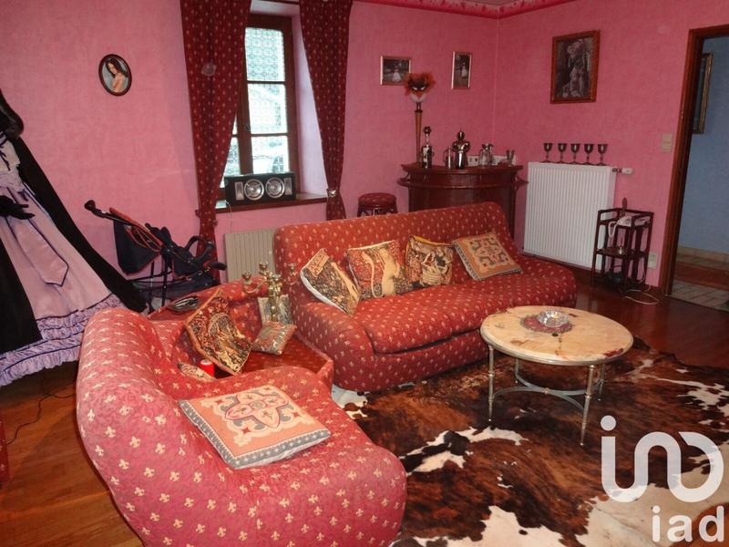 Maison - 240 m² - 10 pièces