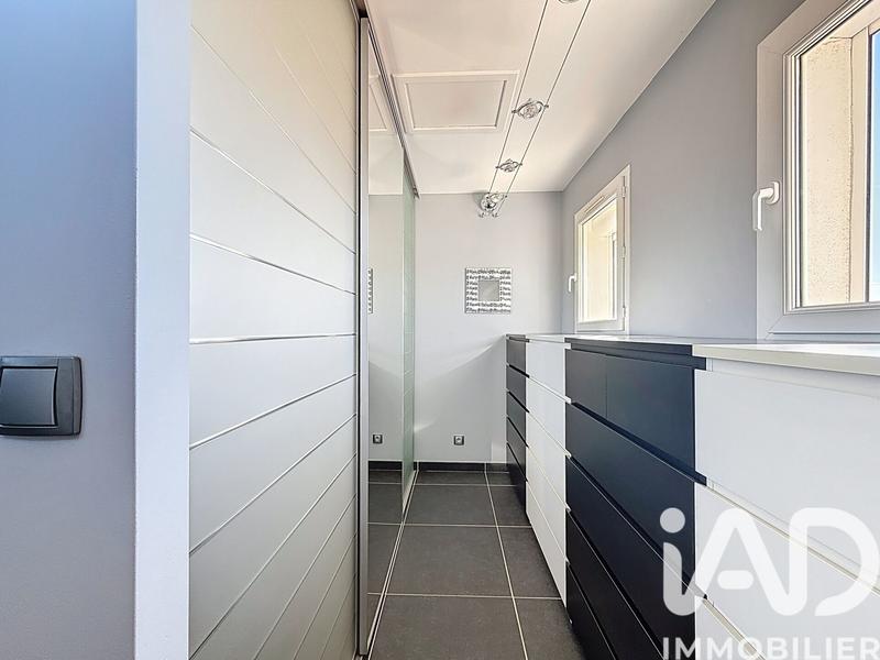 Maison - 198 m² - 7 pièces