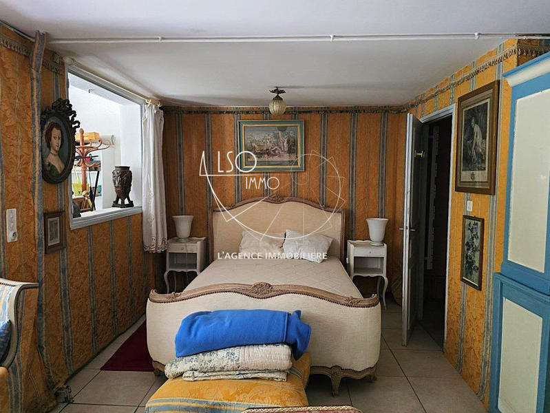 Maison ancienne - 194 m² - 6 pièces