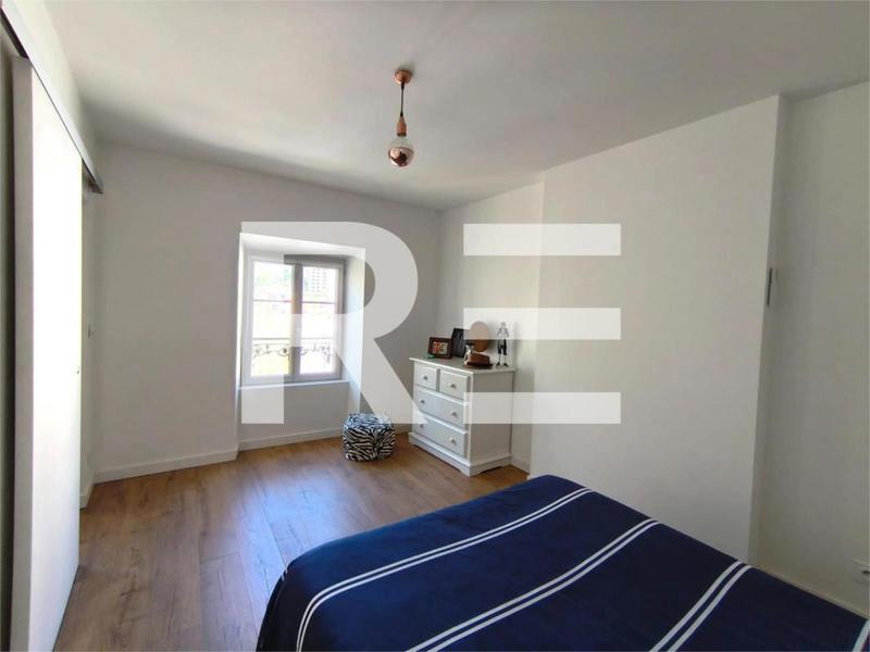 Duplex - 140 m² - 3 pièces