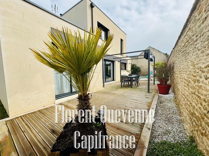 Maison - 180 m² - 6 pièces