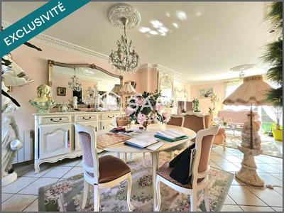 Maison - 141 m² - 7 pièces