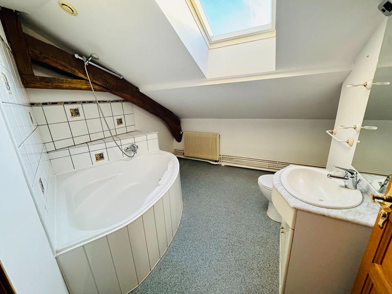 Maison - 103 m² - 4 pièces