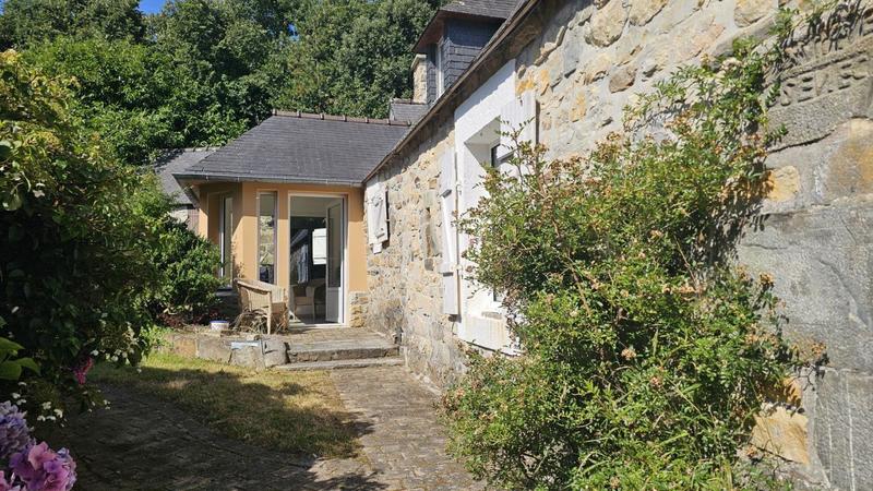 Propriété - 114 m² - 7 pièces