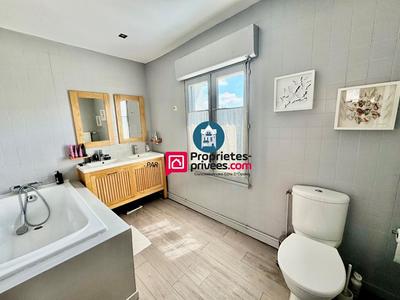 Maison - 133 m² - 8 pièces