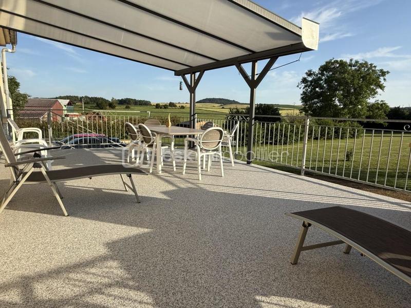 Maison - 177 m² - 7 pièces