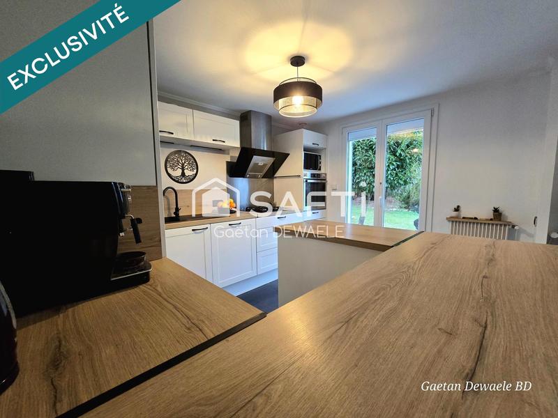 Maison - 140 m² - 8 pièces