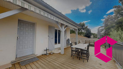 Maison - 95 m² - 4 pièces