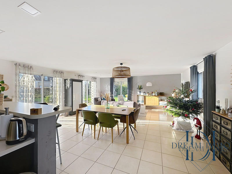 Maison - 155 m² - 5 pièces