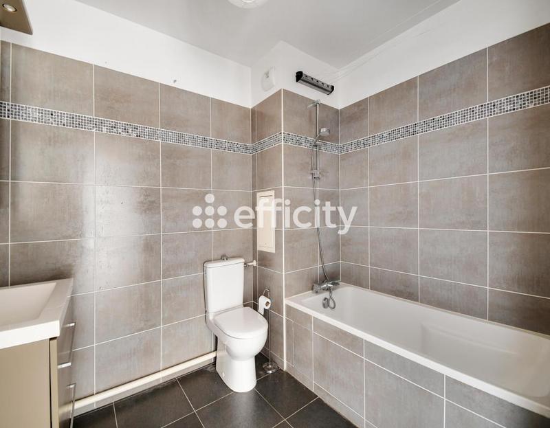 Appartement - 92 m² - 4 pièces