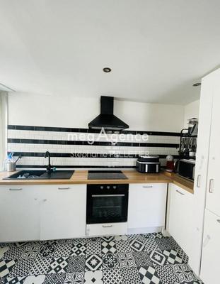 Maison - 114 m² - 4 pièces