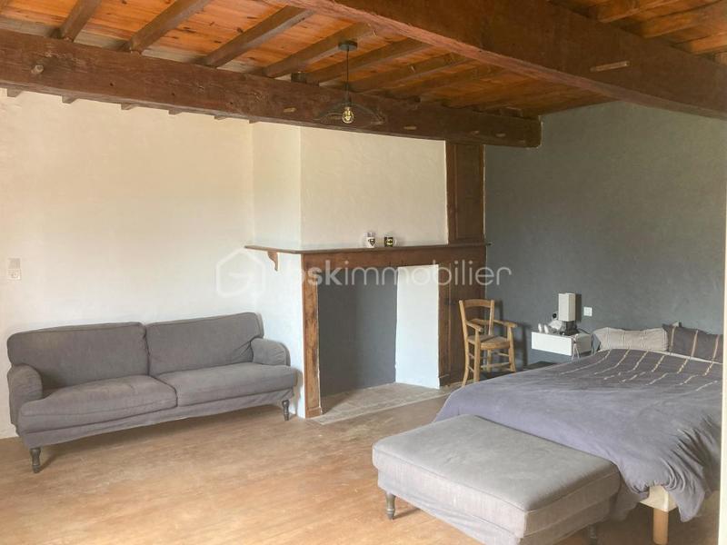 Corps de ferme - 145 m² - 4 pièces