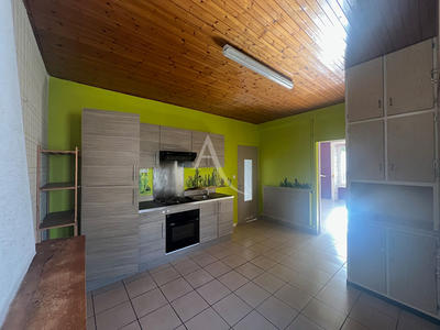 Maison - 96 m² - 4 pièces