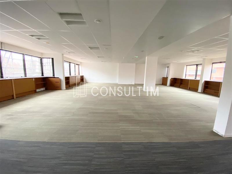 Bureau - 378 m²