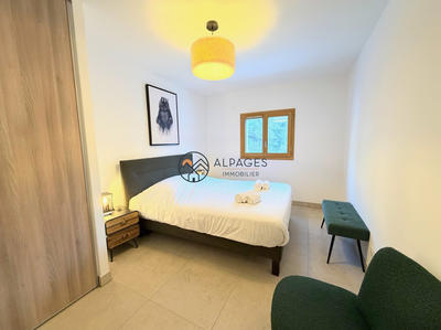 Appartement - 92 m² - 4 pièces