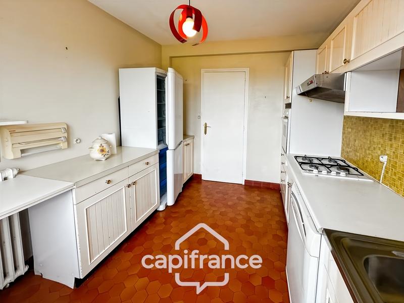 Maison - 151 m² - 8 pièces