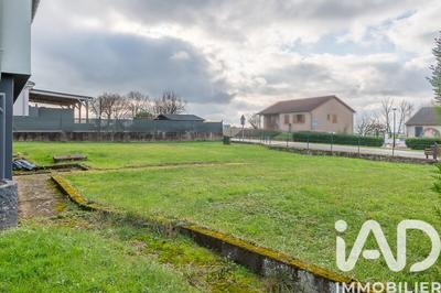 Maison - 97 m² - 5 pièces