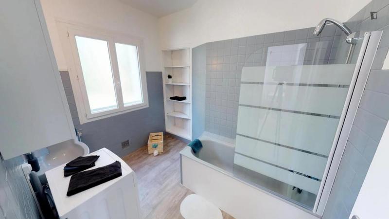 Chambre - 13 m² - 5 pièces